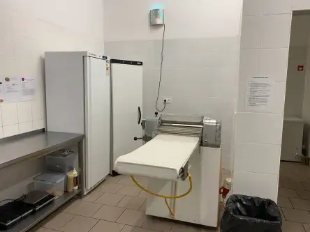 Warszawa ,  Stawki   4