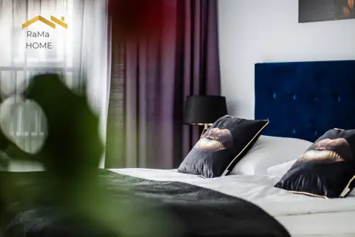 Kraków ,  Halicka   4