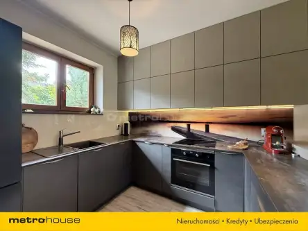 Warszawa ,  Pomorska   14