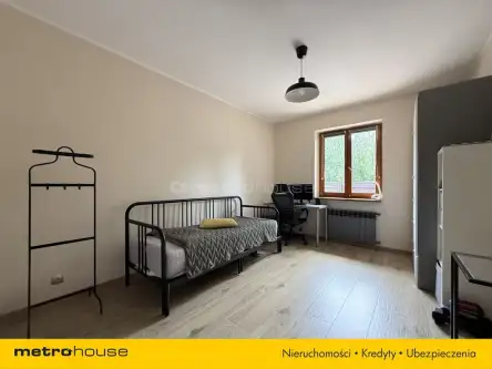 Warszawa ,  Pomorska   17