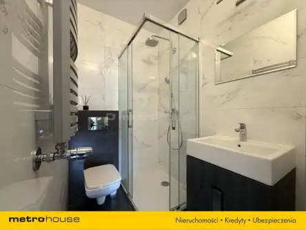 Warszawa ,  Pomorska   18