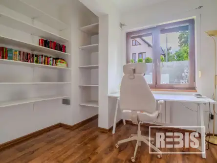 Kraków ,  Burgundzka   15