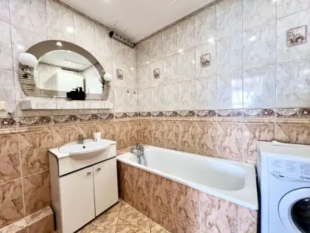 Głogów ,  Herbowa   10