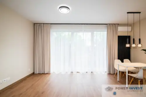 Kraków ,  Tarnobrzeska   8