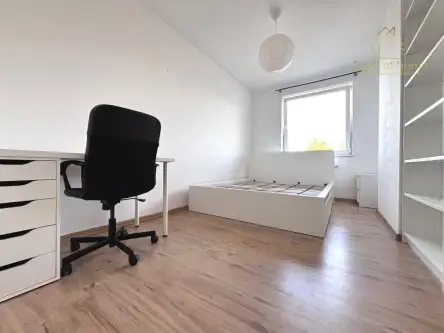 Gdynia ,  Leona Staniszewskiego   5