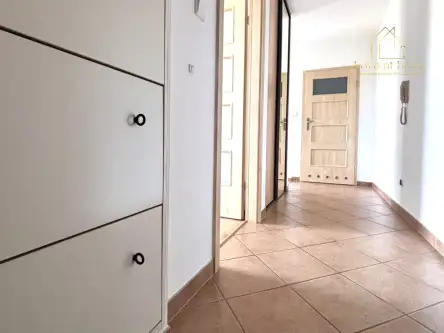 Gdynia ,  Leona Staniszewskiego   8