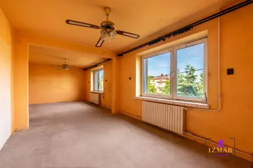 Niegowonice ,  Dąbrowska   15