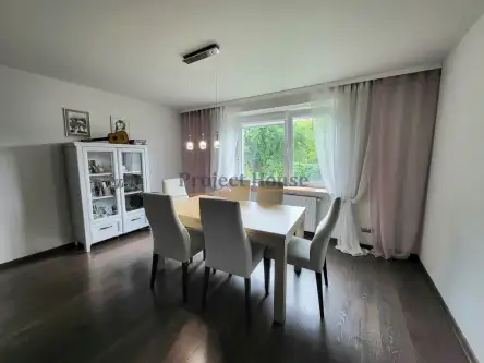 Zgierz ,  Sukiennicza   6