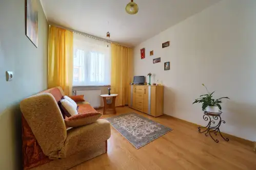 Głogów ,  Sportowa   13