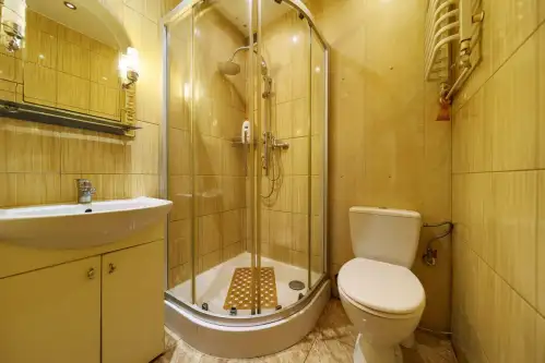 Głogów ,  Sportowa   19