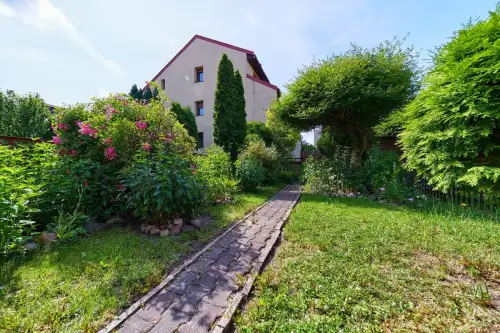 Głogów ,  Sportowa   20