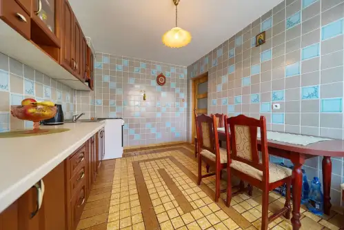 Głogów ,  Sportowa   7