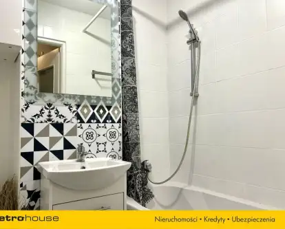 Warszawa ,  Jaktorowska   7