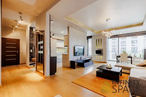  Warszawa   Grzybowska 