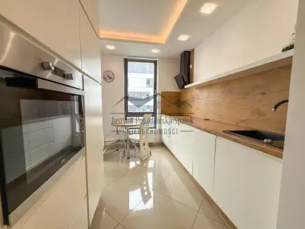 Gdynia ,  Bydgoska   8