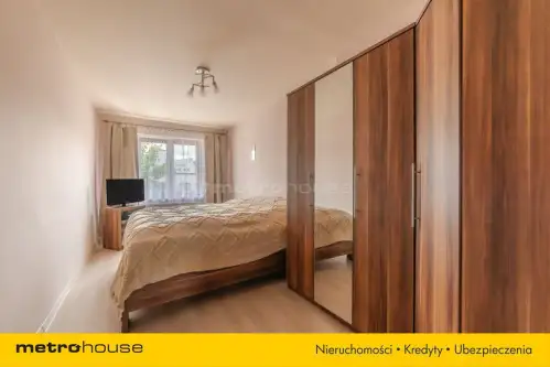 Aleksandrów łódzki ,  1 Maja   9