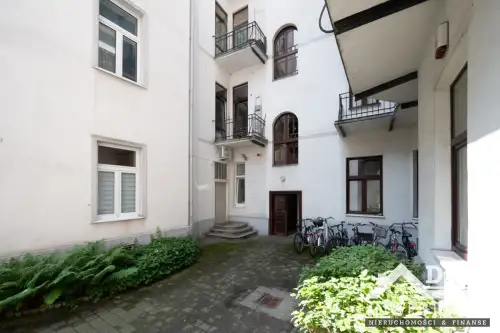 Kraków ,  Krowoderska   9