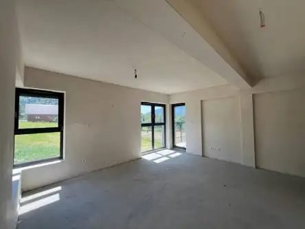 Ustroń ,  Źródlana   4