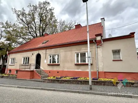 Mikołajki ,  Plac Wolności   17