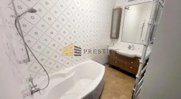 Warszawa ,  Przy Bażantarni   10