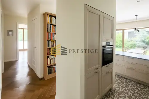 Warszawa ,  Przy Bażantarni   7