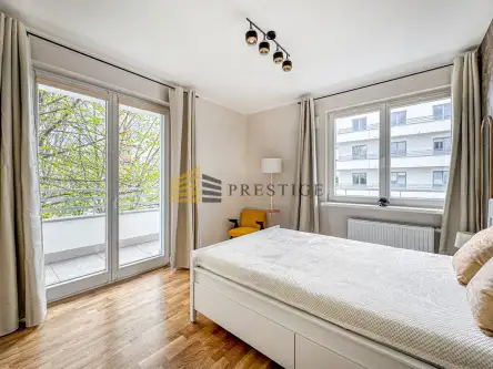 Warszawa ,  Lizbońska   7