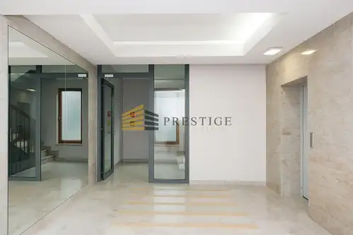 Warszawa ,  Zygmunta Modzelewskiego   9