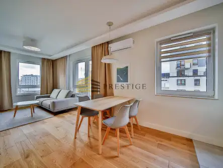 Warszawa ,  Optyków   2