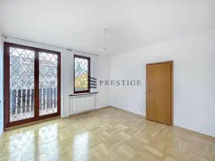 Warszawa ,  Jerzego Szaniawskiego   7