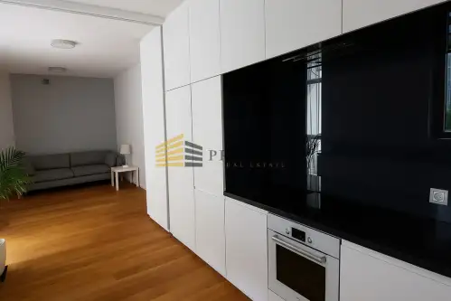 Warszawa ,  Brukselska   3