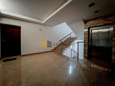 Warszawa ,  Sarmacka   15