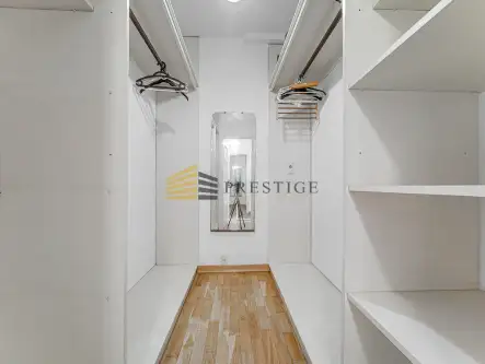 Warszawa ,  Czapli   18