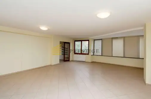 Warszawa ,  al. Jana Pawła II   3