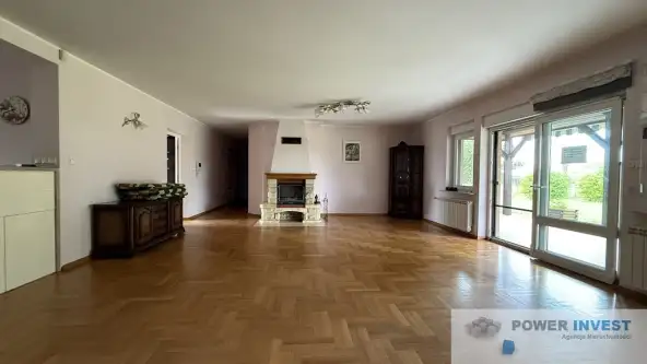 Lipno ,  Leszczyńska   11