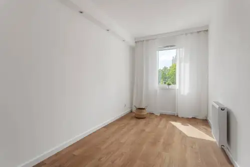 Poznań ,  Miśnieńska   8