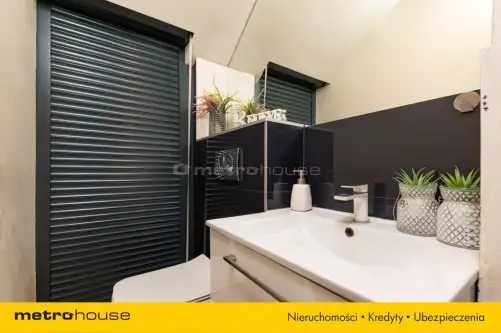 Aleksandrów łódzki ,  Moniuszki   12