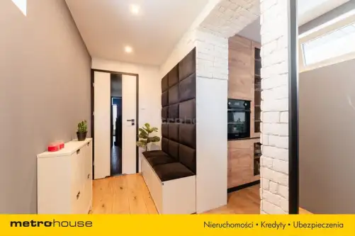 Aleksandrów łódzki ,  Moniuszki   13