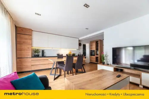 Aleksandrów łódzki ,  Moniuszki   9