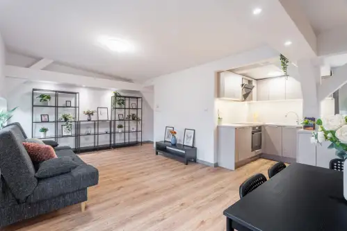 Szczecin ,  al. Piastów   2