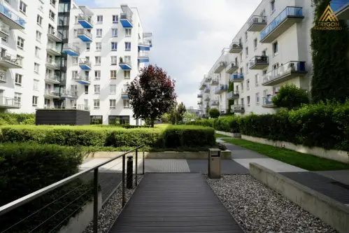 Warszawa ,  Jasnodworska   12