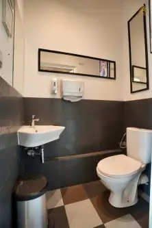 Warszawa ,  Jasnodworska   7