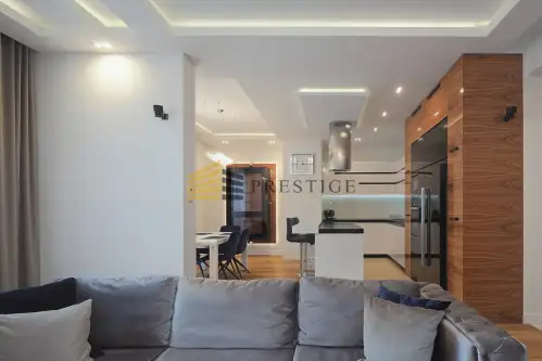 Warszawa ,  Piękna   4