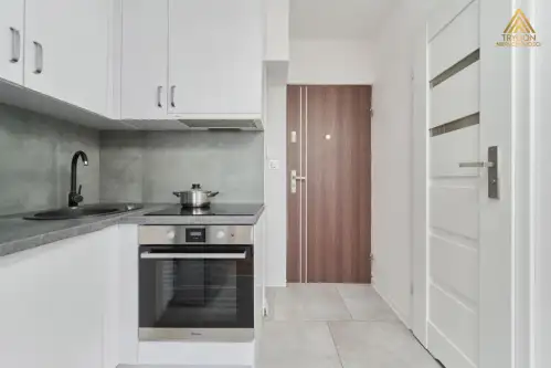 Wrocław ,  Grabiszyńska   6