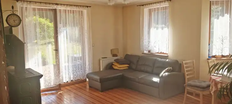 Dąbrówka ,  Akacjowa   10