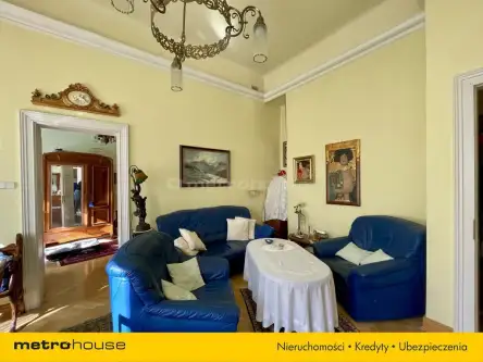 Warszawa ,  Kredytowa   16