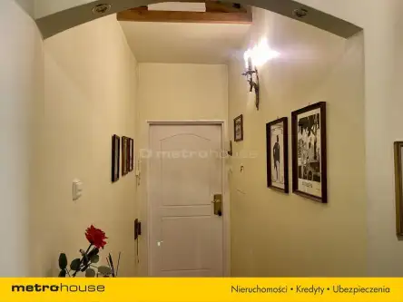 Warszawa ,  Kredytowa   19