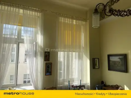 Warszawa ,  Kredytowa   4