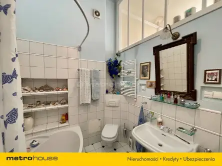 Warszawa ,  Kredytowa   8