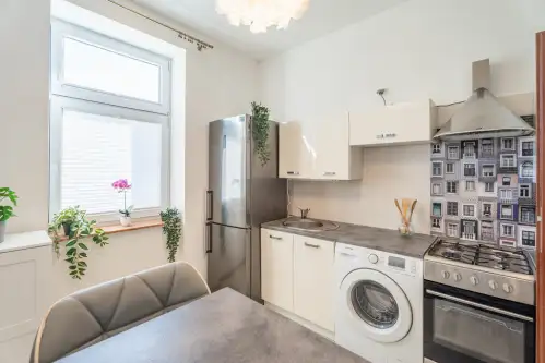 Szczecin ,  Kościelna   6