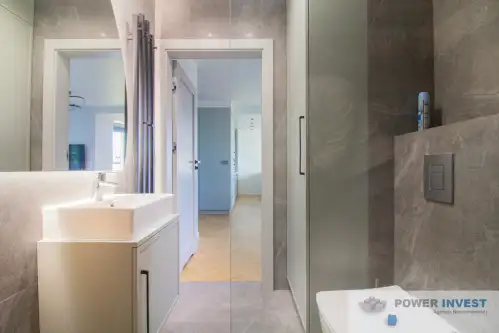 Kraków ,  Armii Krajowej   12